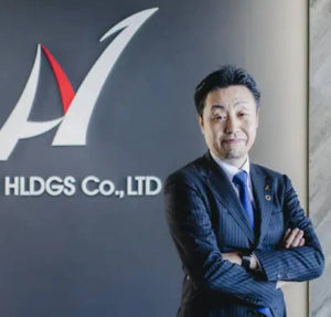 向山 孝弘氏