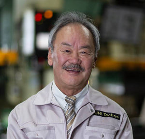 岩田 輝彦氏